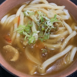 レトルトカレーで簡単♪旨いカレーうどん